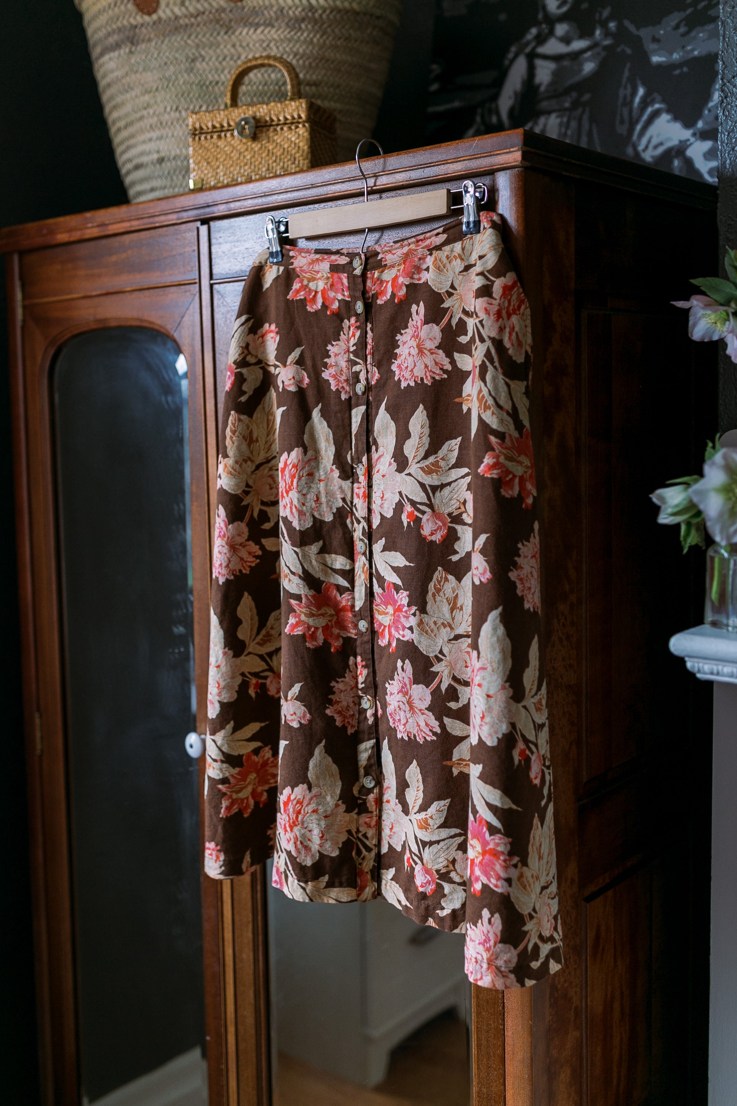 Vintage Floral Button-Down Midi Skirt