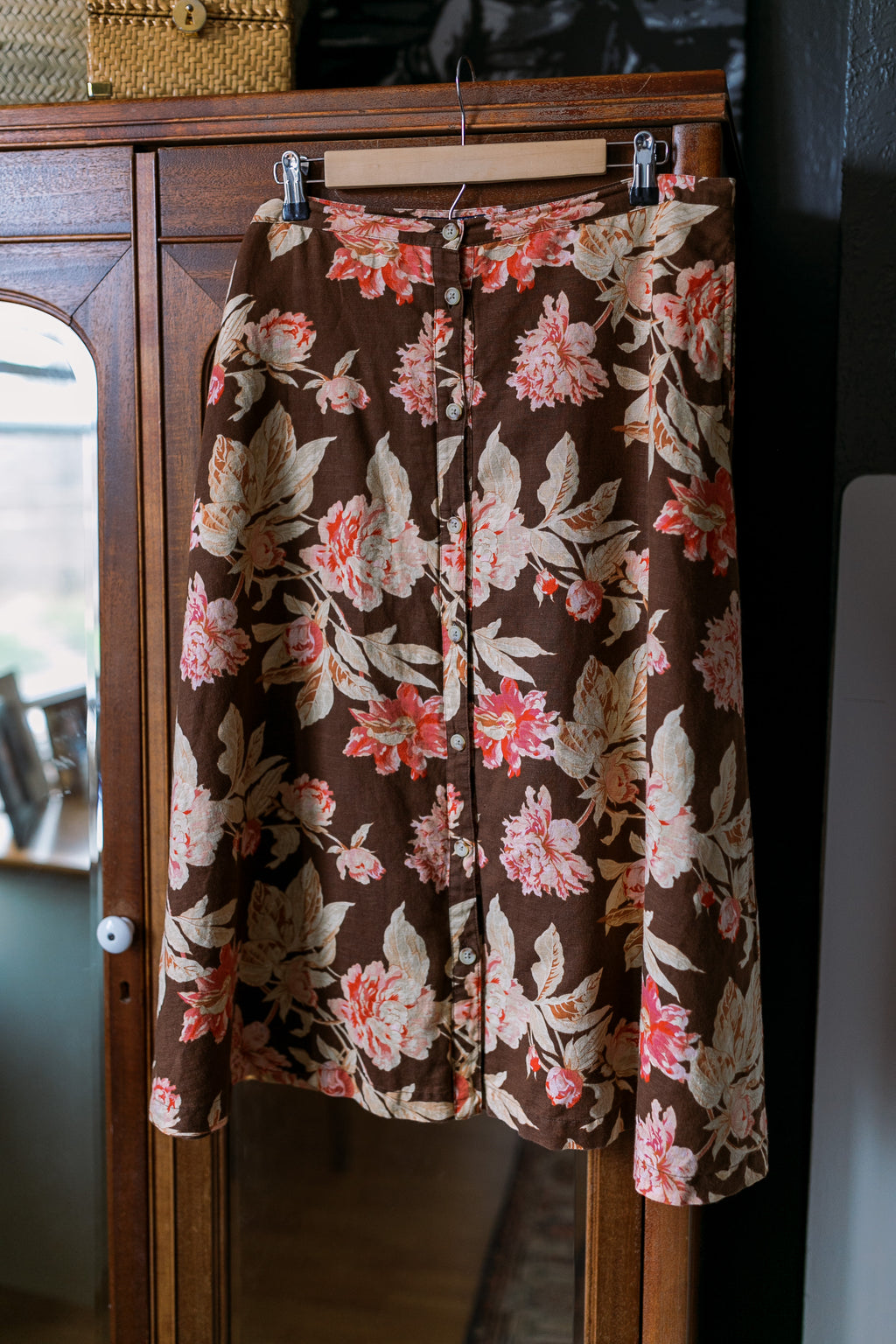 Vintage Floral Button-Down Midi Skirt