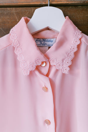 Vintage Pink Collard Short Sleeve Blouse with Daisy Detail