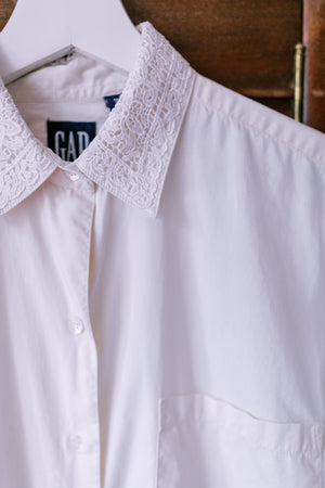 Gap 100% Cotton Utility Blouse with Floral Lace Collar