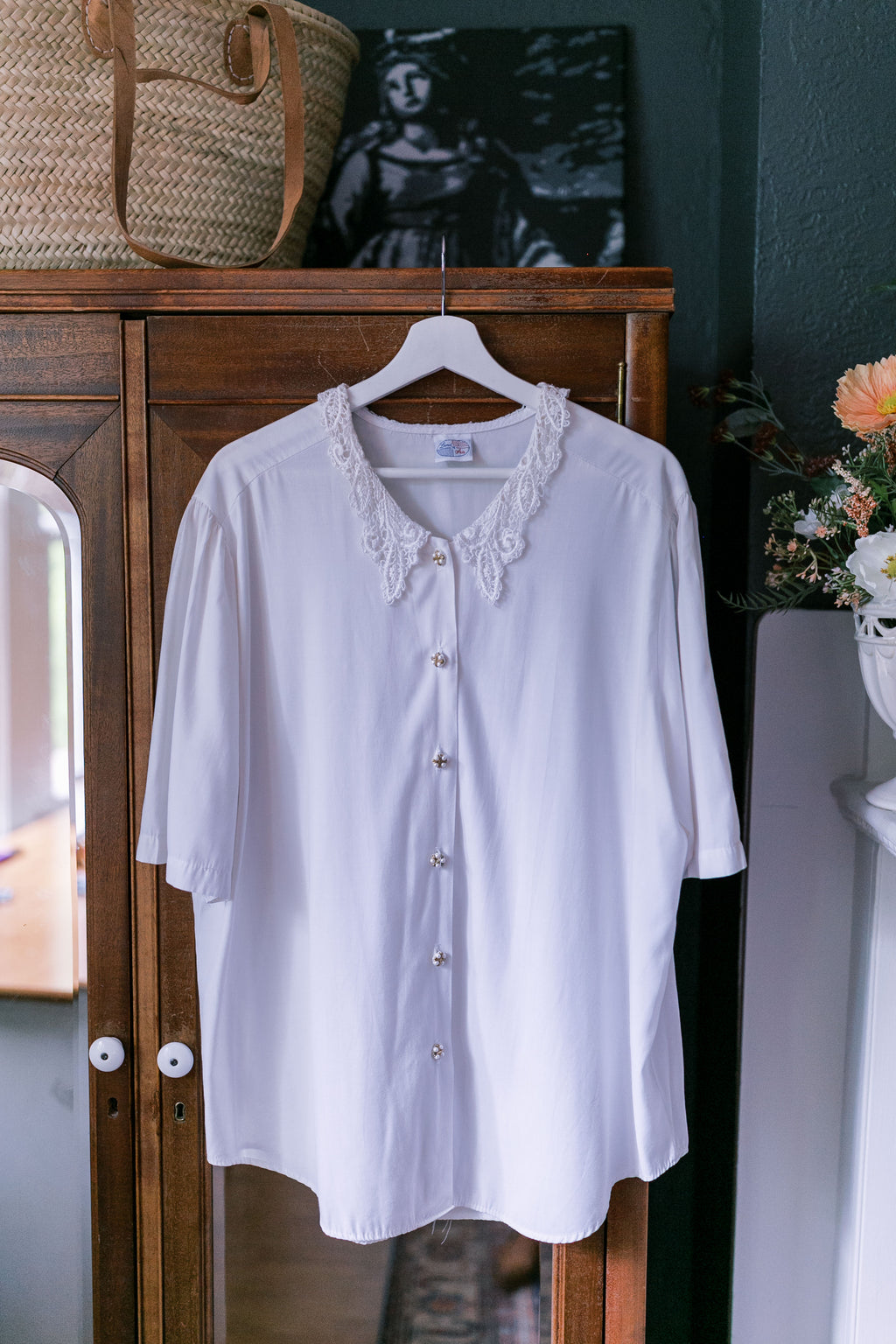 Vintage White Tunic-Style Gold & Pearl Button Down