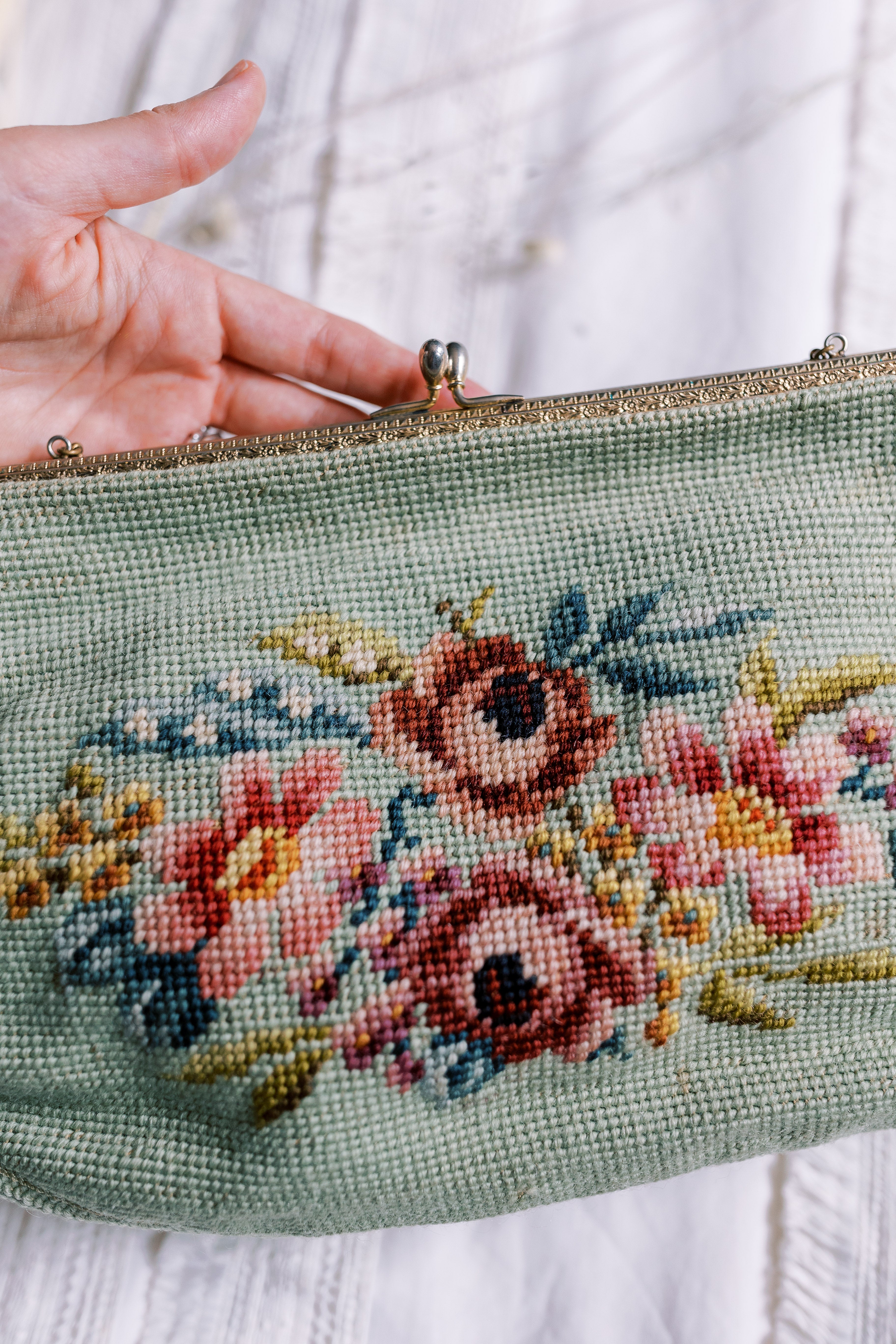 Vintage Needlepoint Floral Handbag