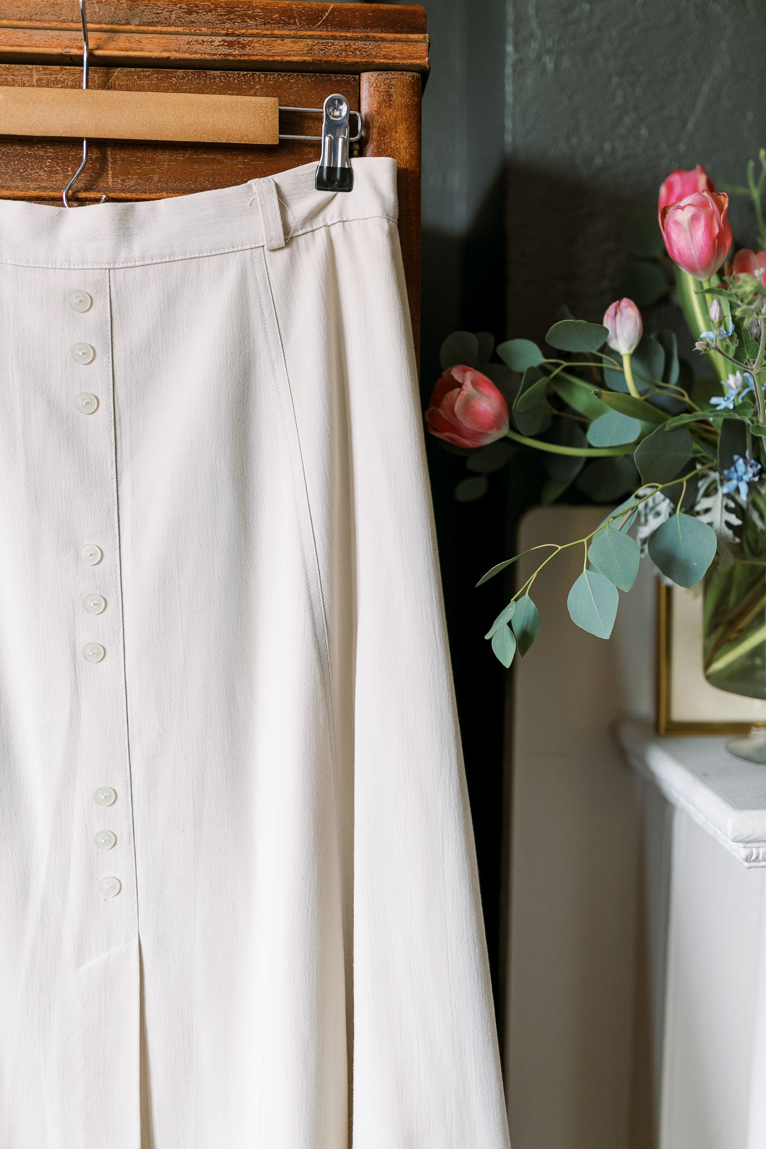 Vintage Parisian Button-Front Midi Skirt