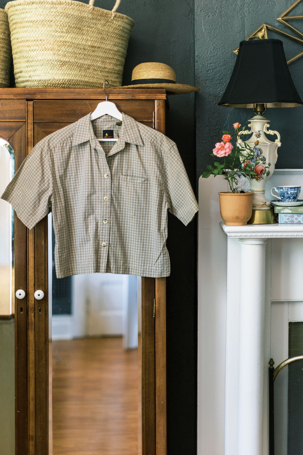 100% Cotton Vintage Cropped Plaid Button-Down