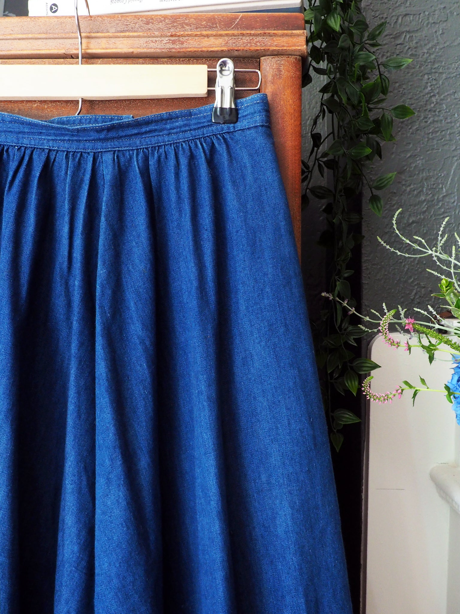 Vintage 80s Acid Wash Denim Skirt | Size 8 – Vintage Recovery