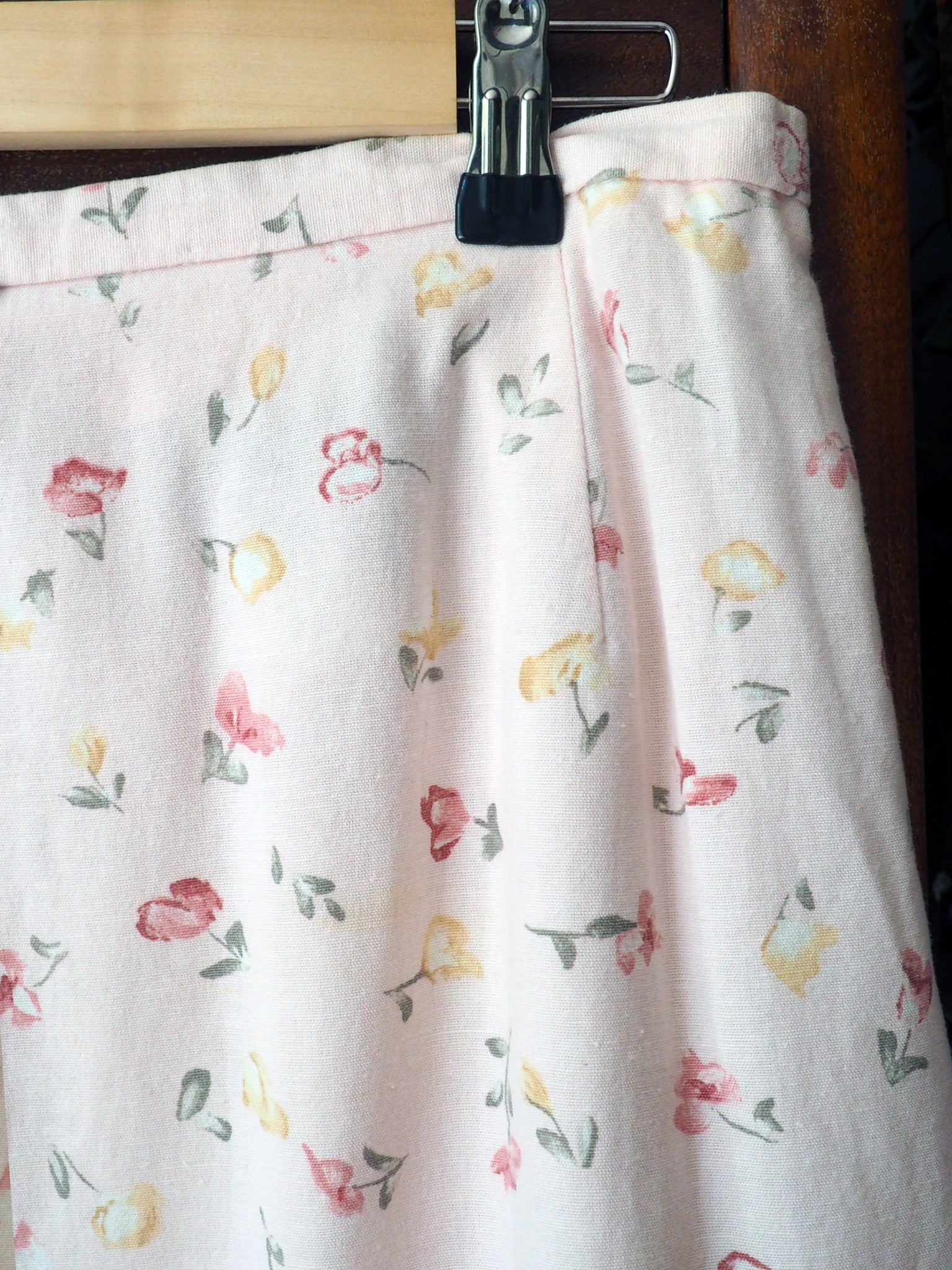 Vintage Pink Floral Column Midi Skirt