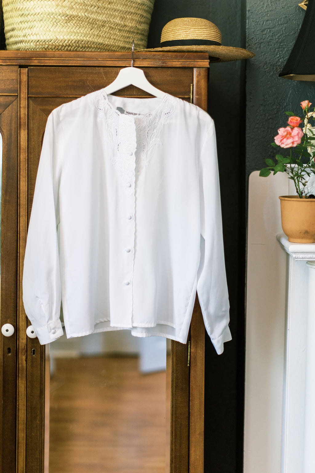 80s White Eyelet Button-Down Blouse