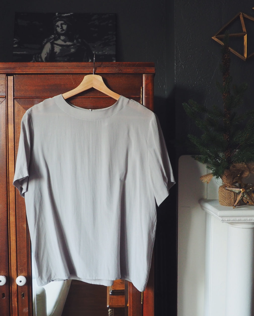 Vintage 100% Silk Gray Short Sleeve Blouse