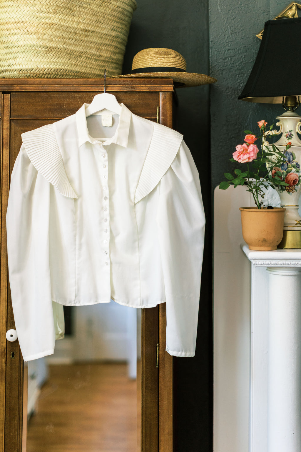 1970s Cream Pleated Statement Button-Down