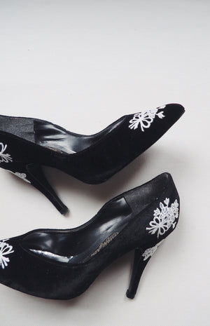 Vintage Velvet Lace Pumps