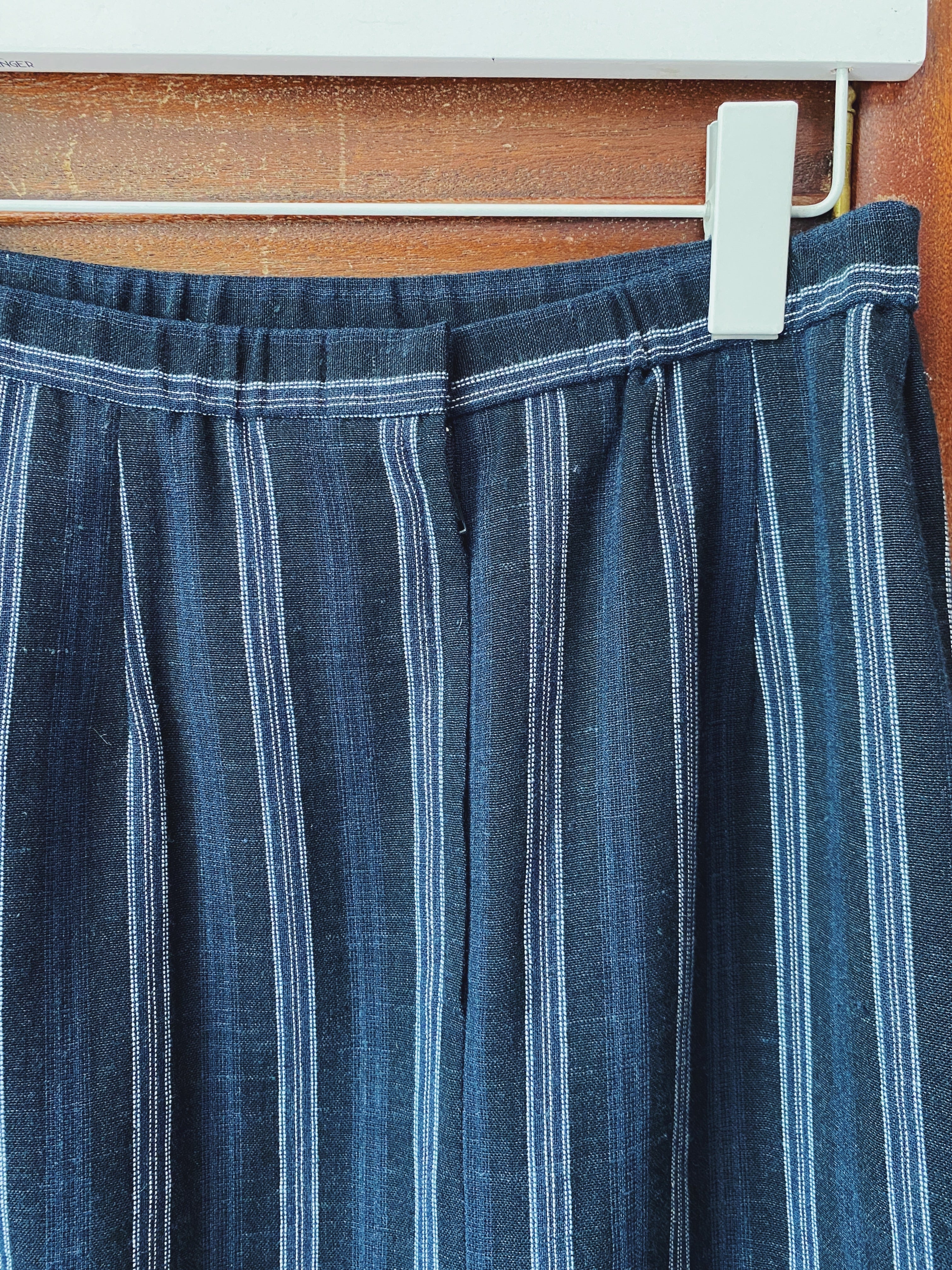 Made in the USA Vintage Pinstripe Pencil Skirt (navy)