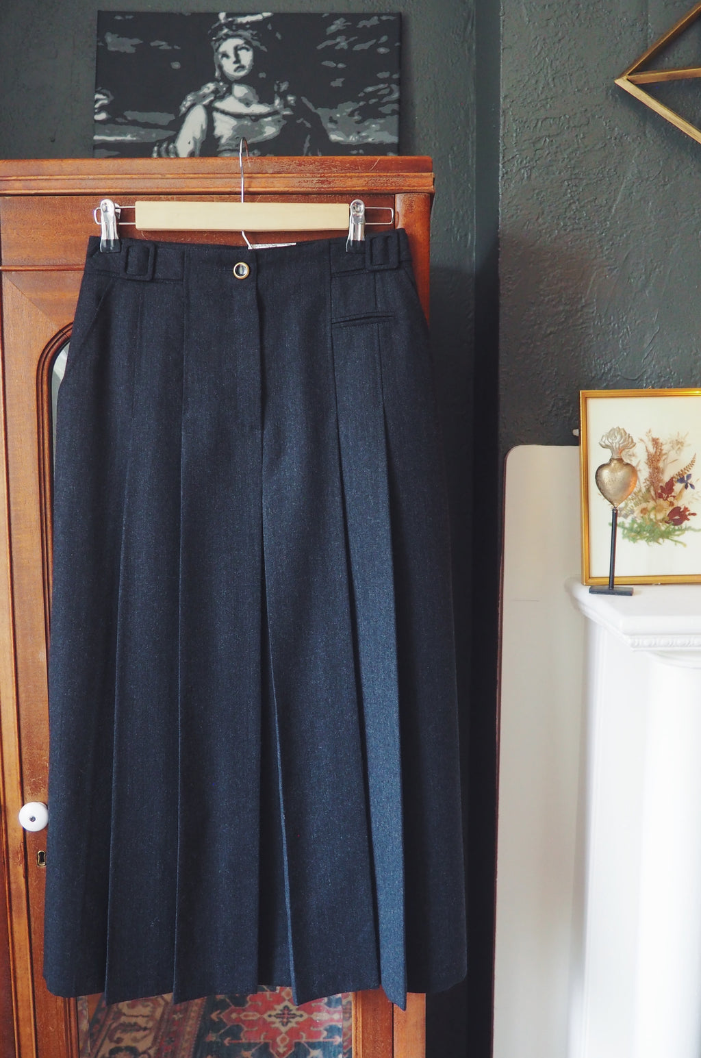 NEW Vintage Charcoal Pleated Midi Skirt