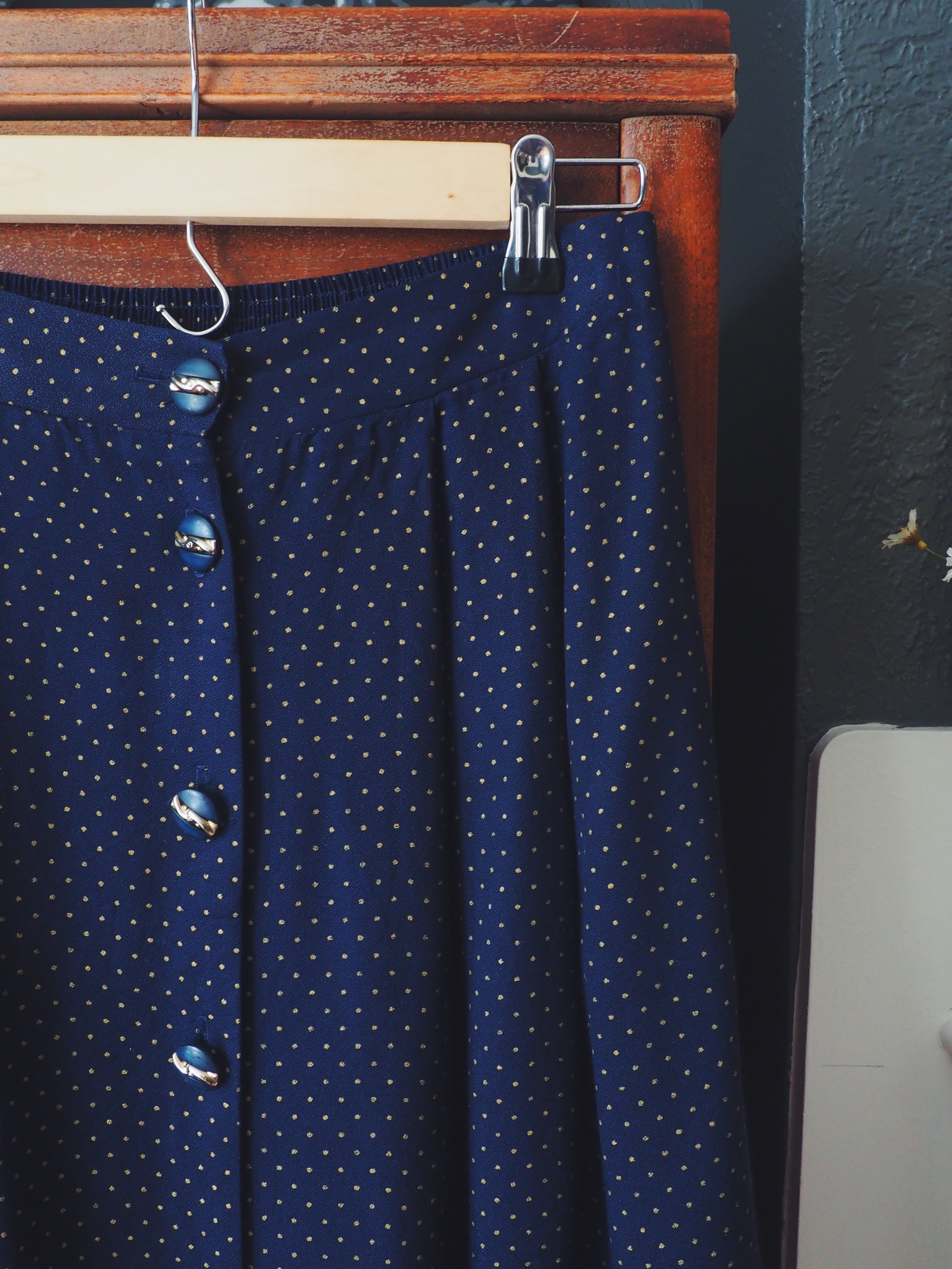 80s Navy Polka Dot Button-Front Midi Skirt