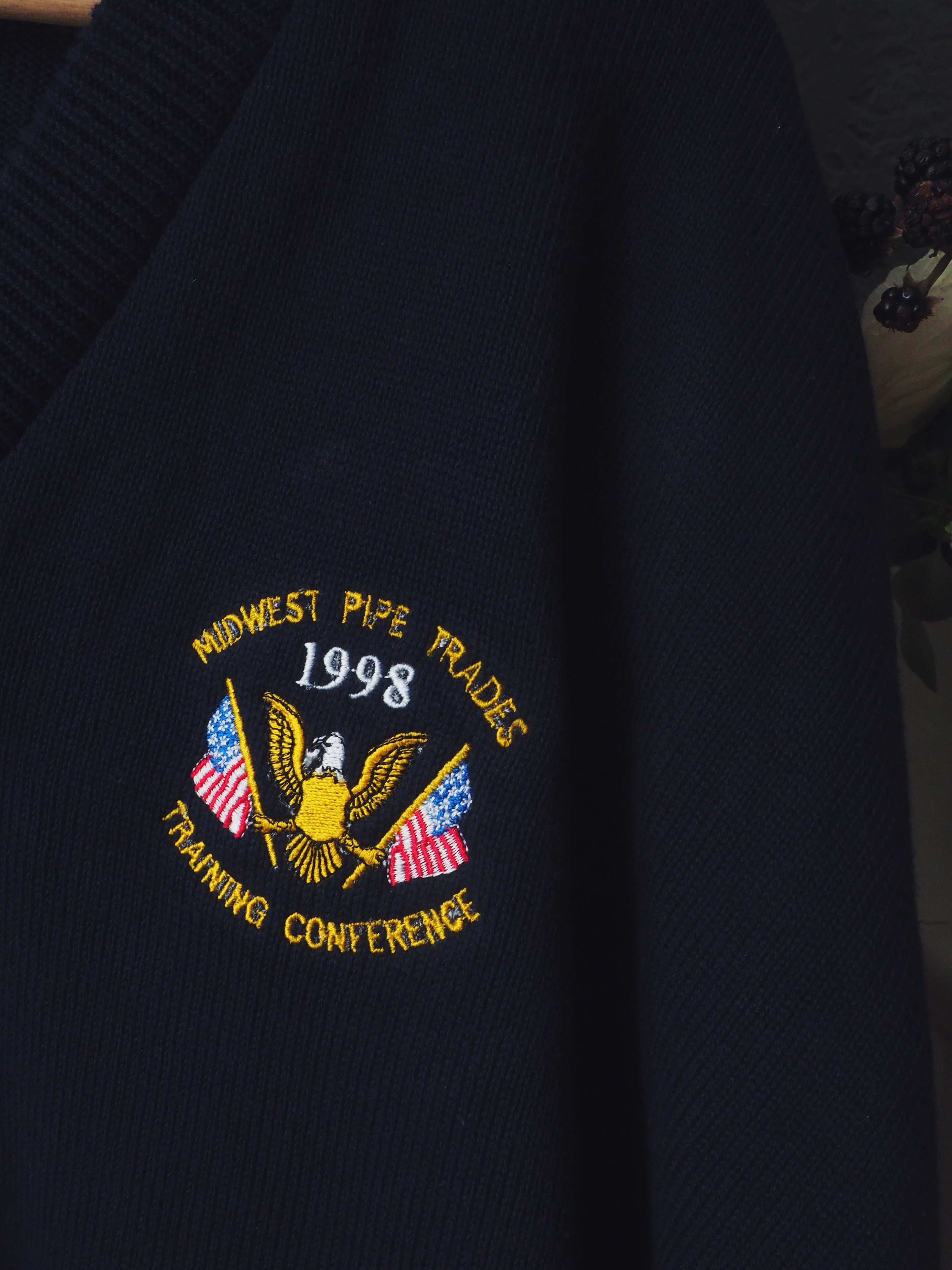 Vintage Navy Men's V-Neck Cotton Sweater