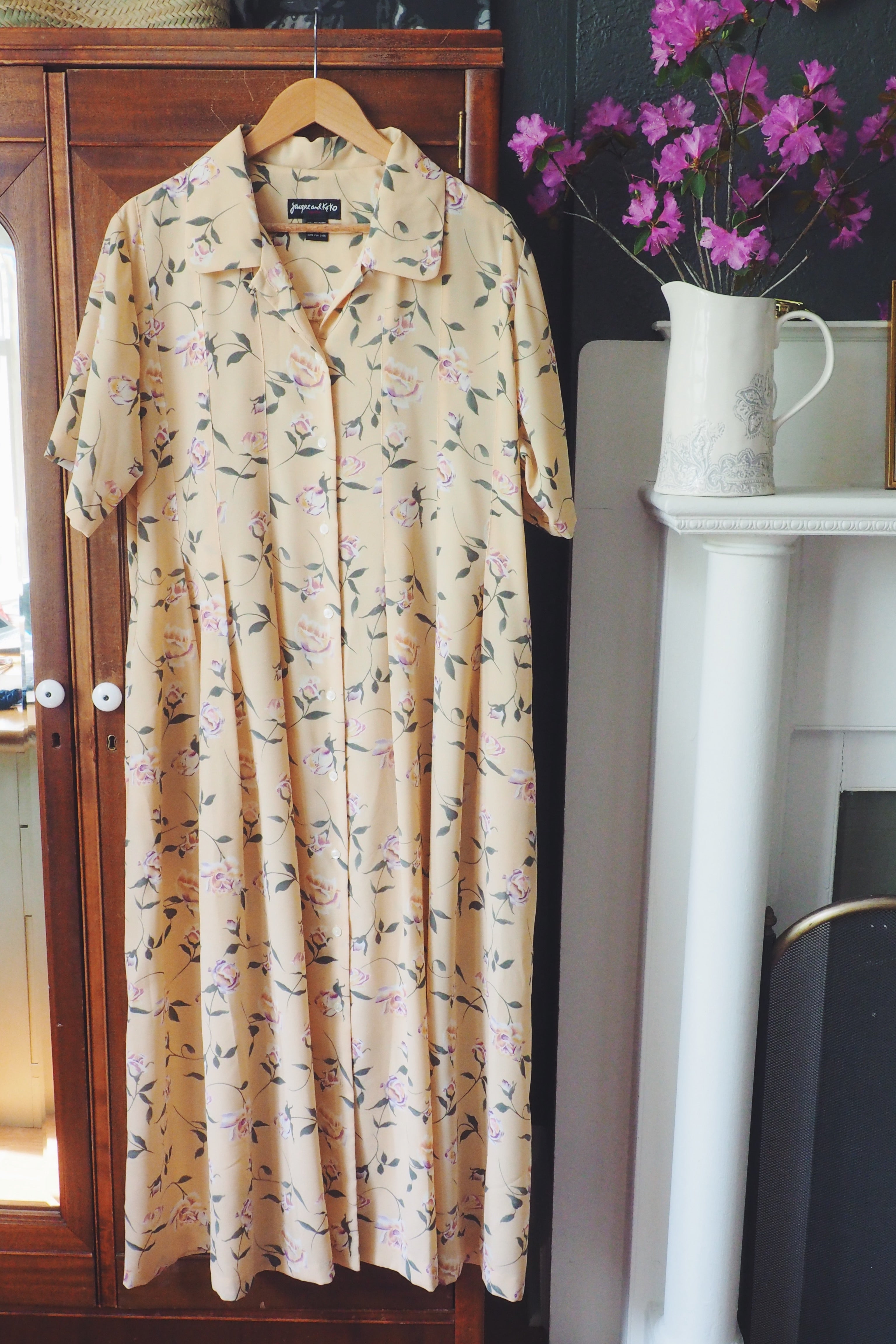 90s Yellow Floral Short-Sleeve Button Front Dress