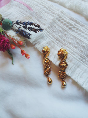 Vintage Golden Floral Dangle Earrings