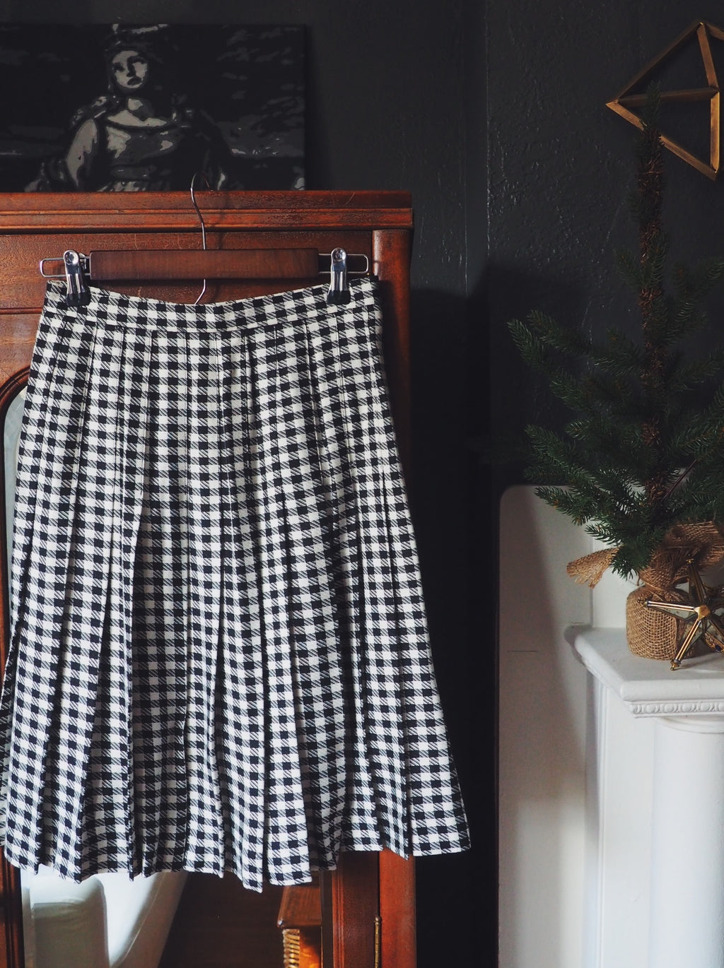 Vintage Houndstooth Pleated Skirt
