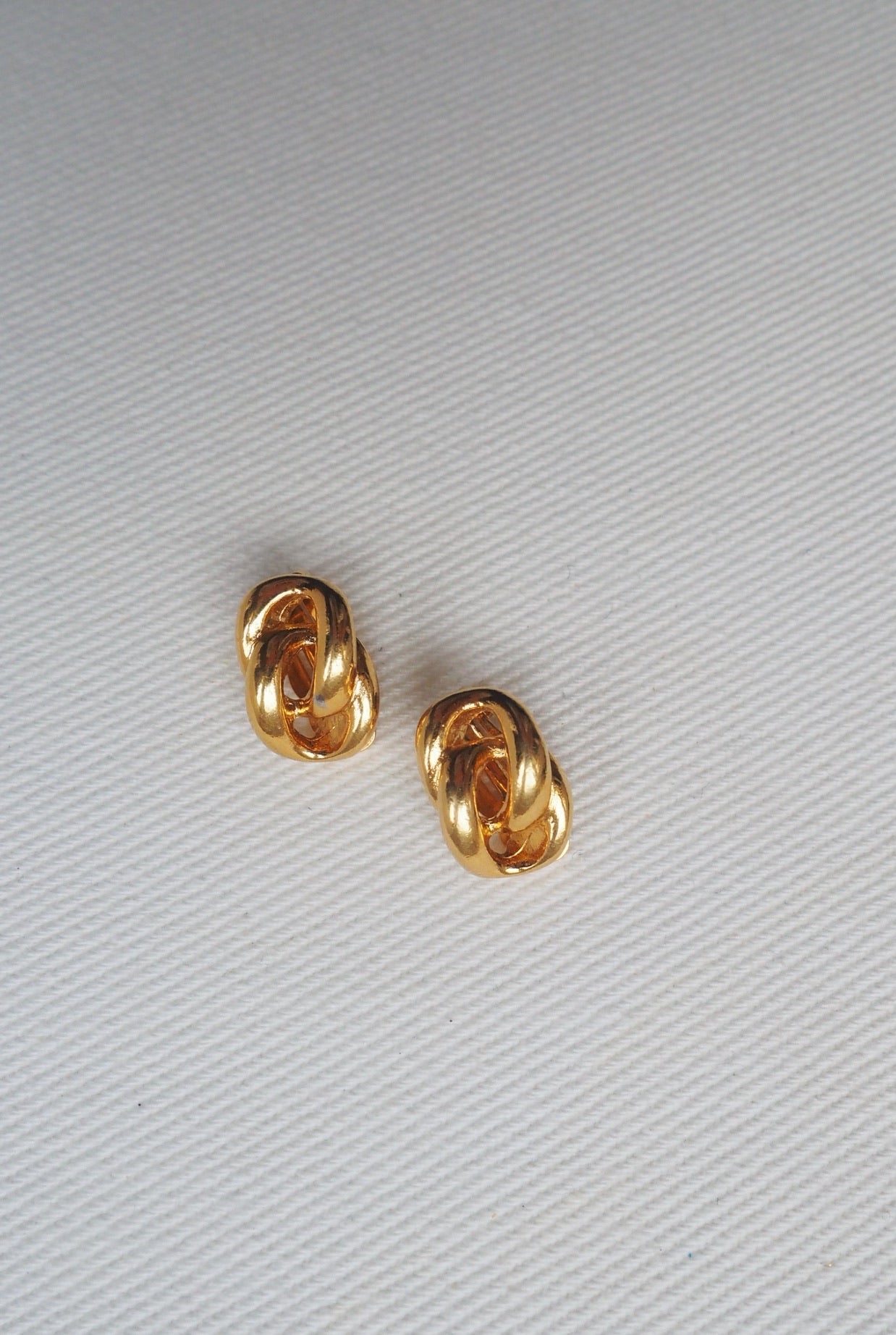 Mini Retro Knotted Clip-On Earrings