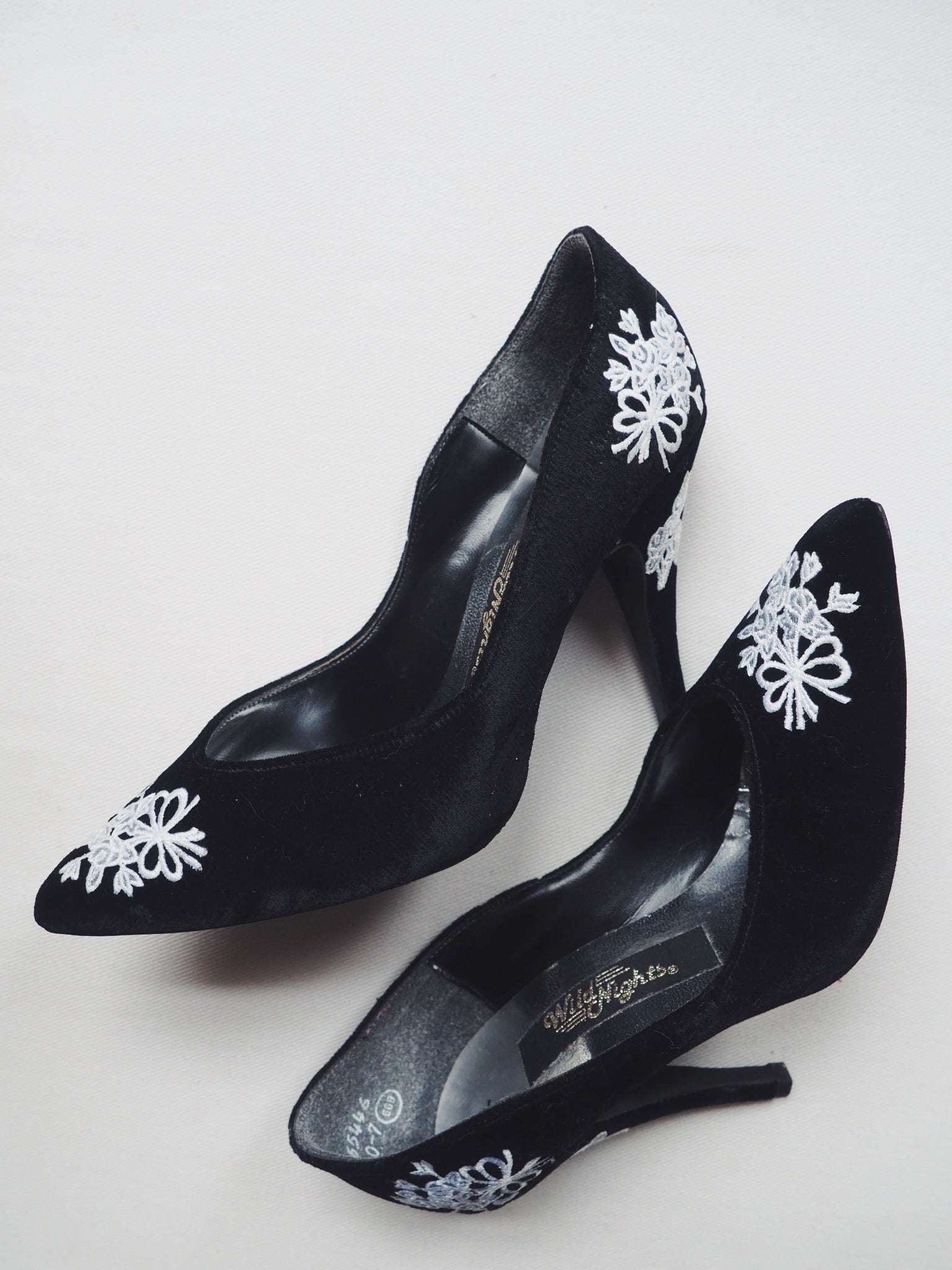 Vintage Velvet Lace Pumps