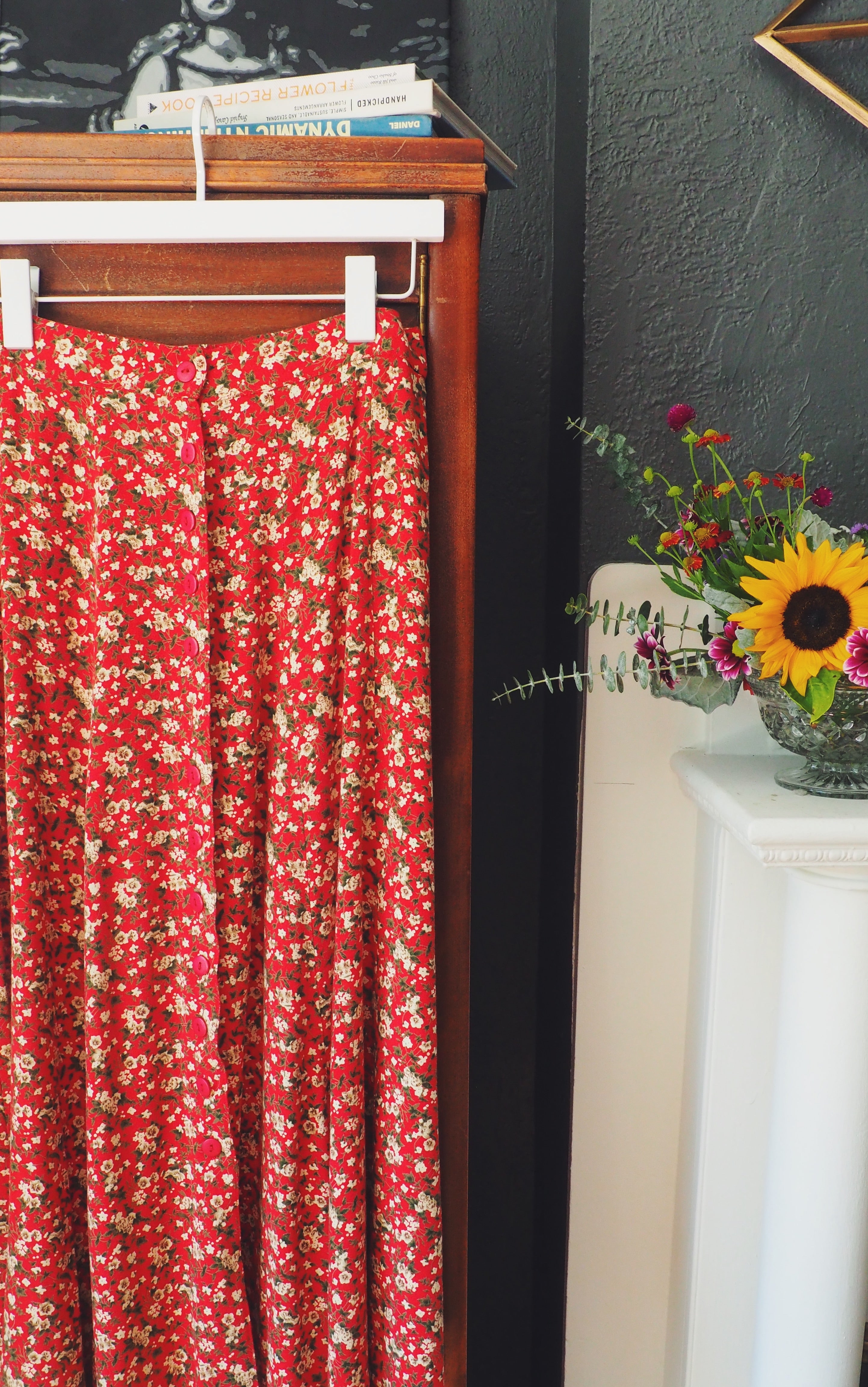 90s Floral Button Front Midi Skirt