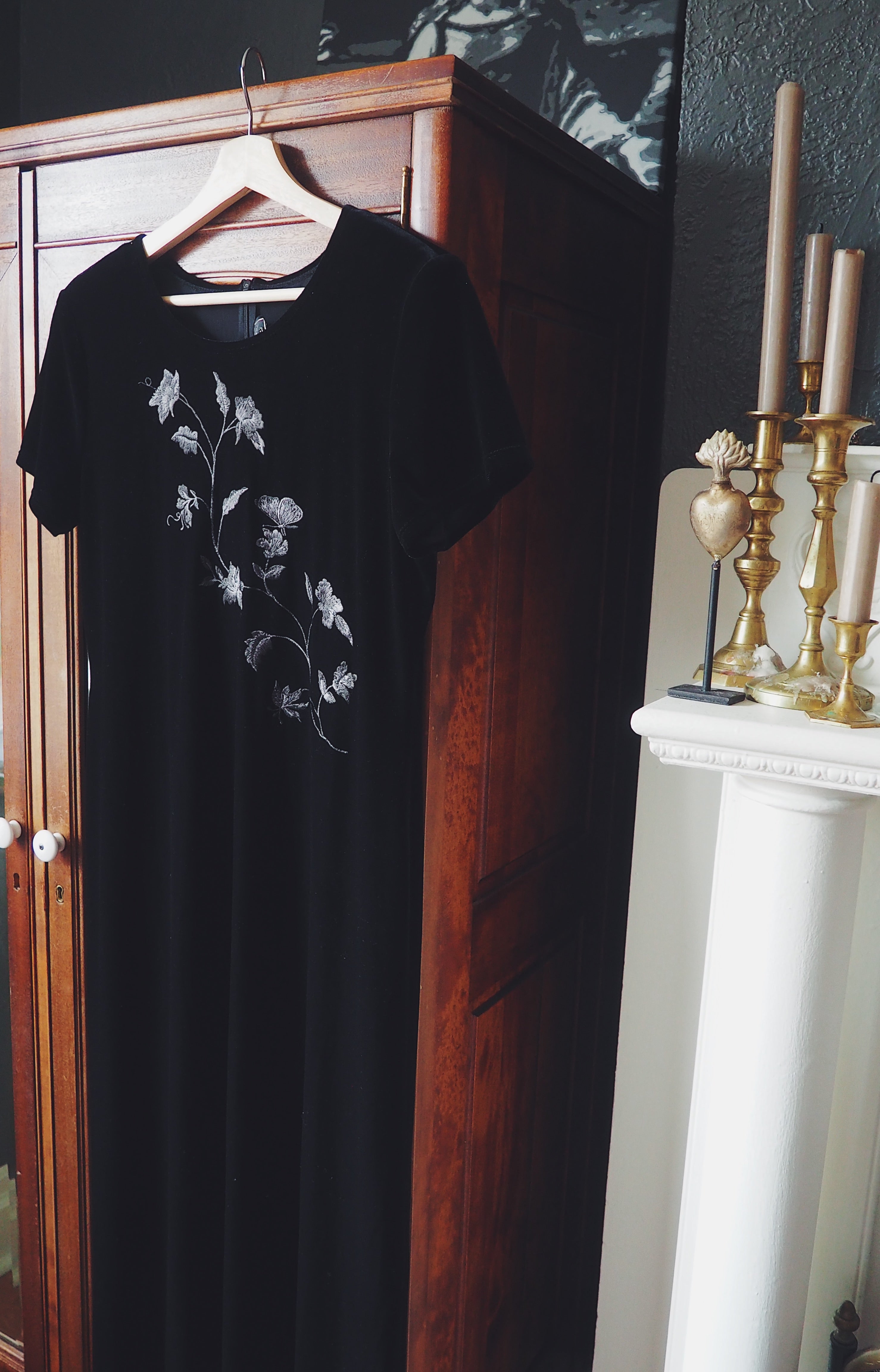 Black Velvet Embroidered Floor-Length Dress